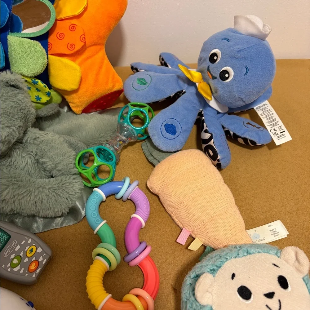 Baby Toys Bundle - Picture 4 of 5